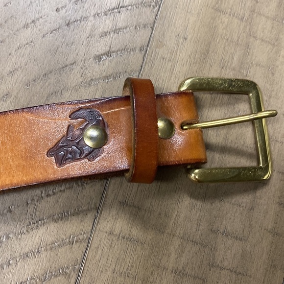 Tan leather belt with fish motif size 38 - Picture 3 of 3